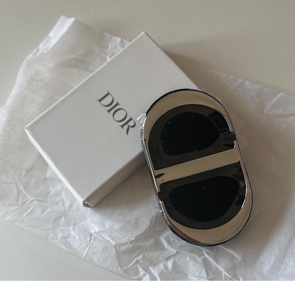 新品 Dior ディオール ミラースマホスタンド ノベルティ粘着式