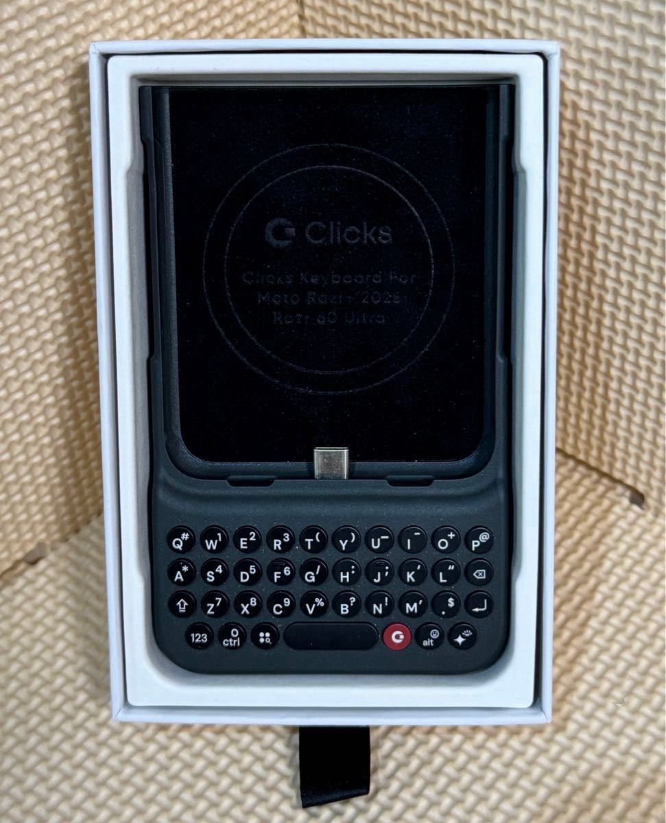 Clicks キーボード付きケース Motorola Razr 50/60用｜Yahoo!フリマ