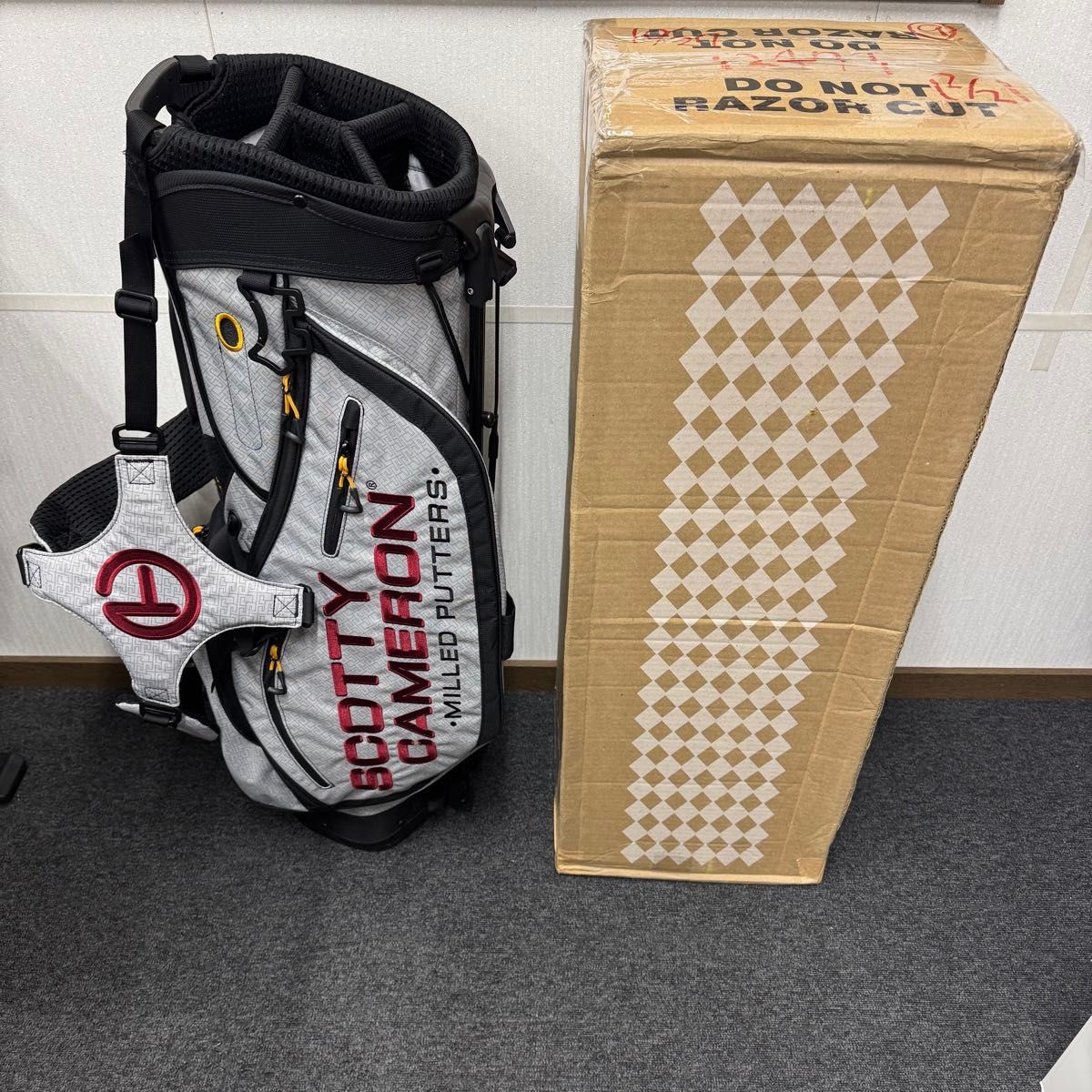 スコッティキャメロン 2025 Pathfinder Stand Bag スタンドキャディ