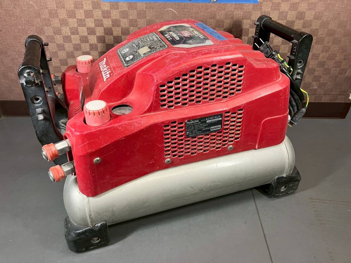 ジャンクMakita AC461XL エアコンプレッサー 11L マキタ