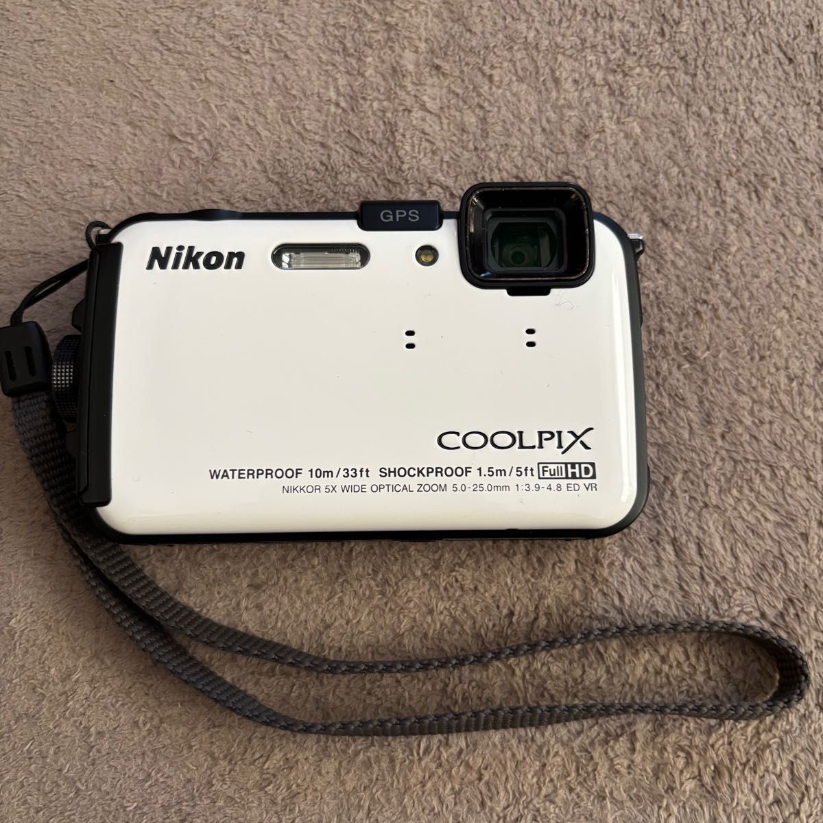 美品 Nikon COOLPIX AW100 防水デジタルカメラ ナチュラルホワイト GPS