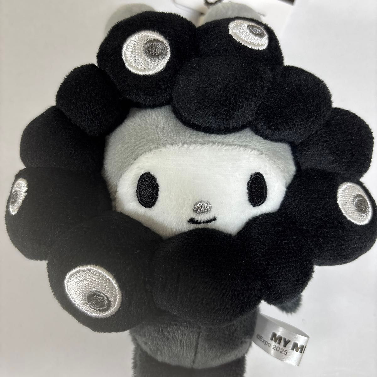 サンリオ ミャクミャク なりきりぬいぐるみ 黒 BC ブラック マイ