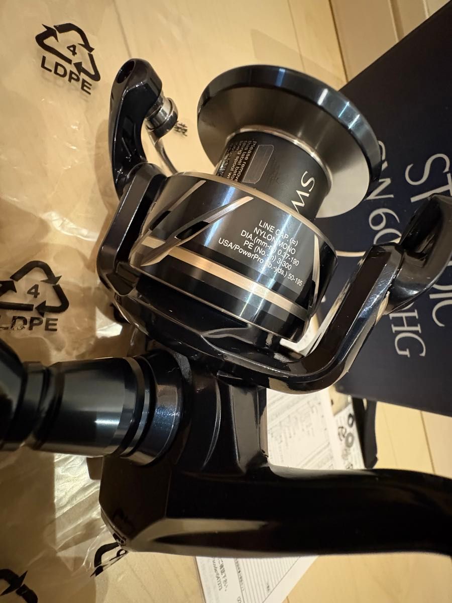 SHIMANO シマノ 24ストラディックSW6000HG 未使用シマノ 24ストラ