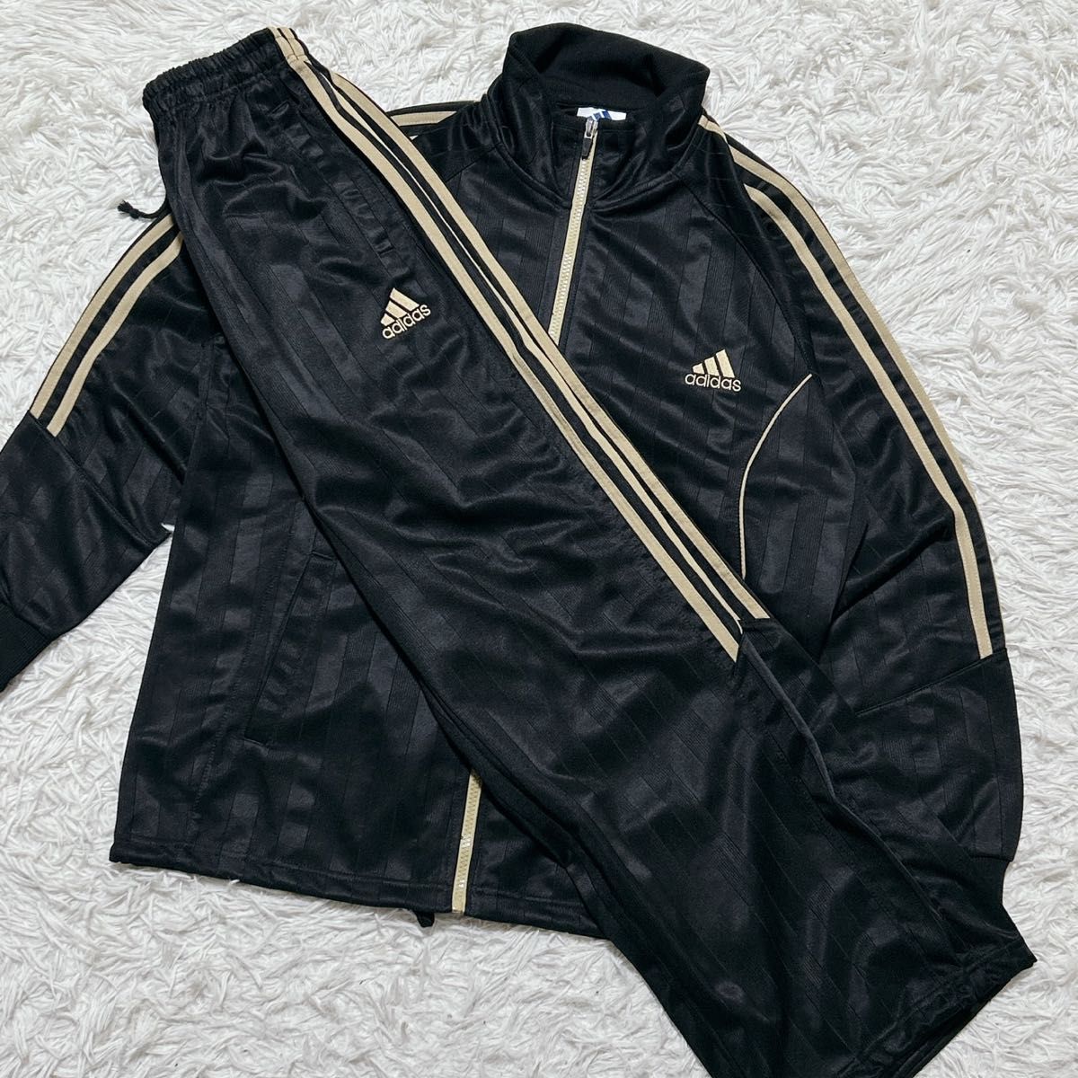 adidas アディダス 上下ジャージ Lサイズ セットアップ 黒 金 3本線
