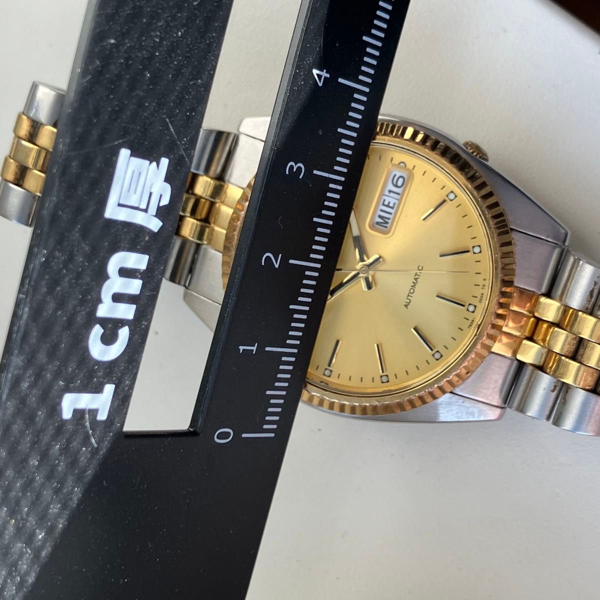 SEIKO 5 AUTOMATIC セイコーファイブ 自動巻き ゴールド文字盤