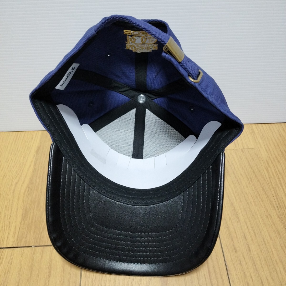 祝優勝！】阪神タイガース2024 SEASON SEAT 100周年限定記念品 祝優勝