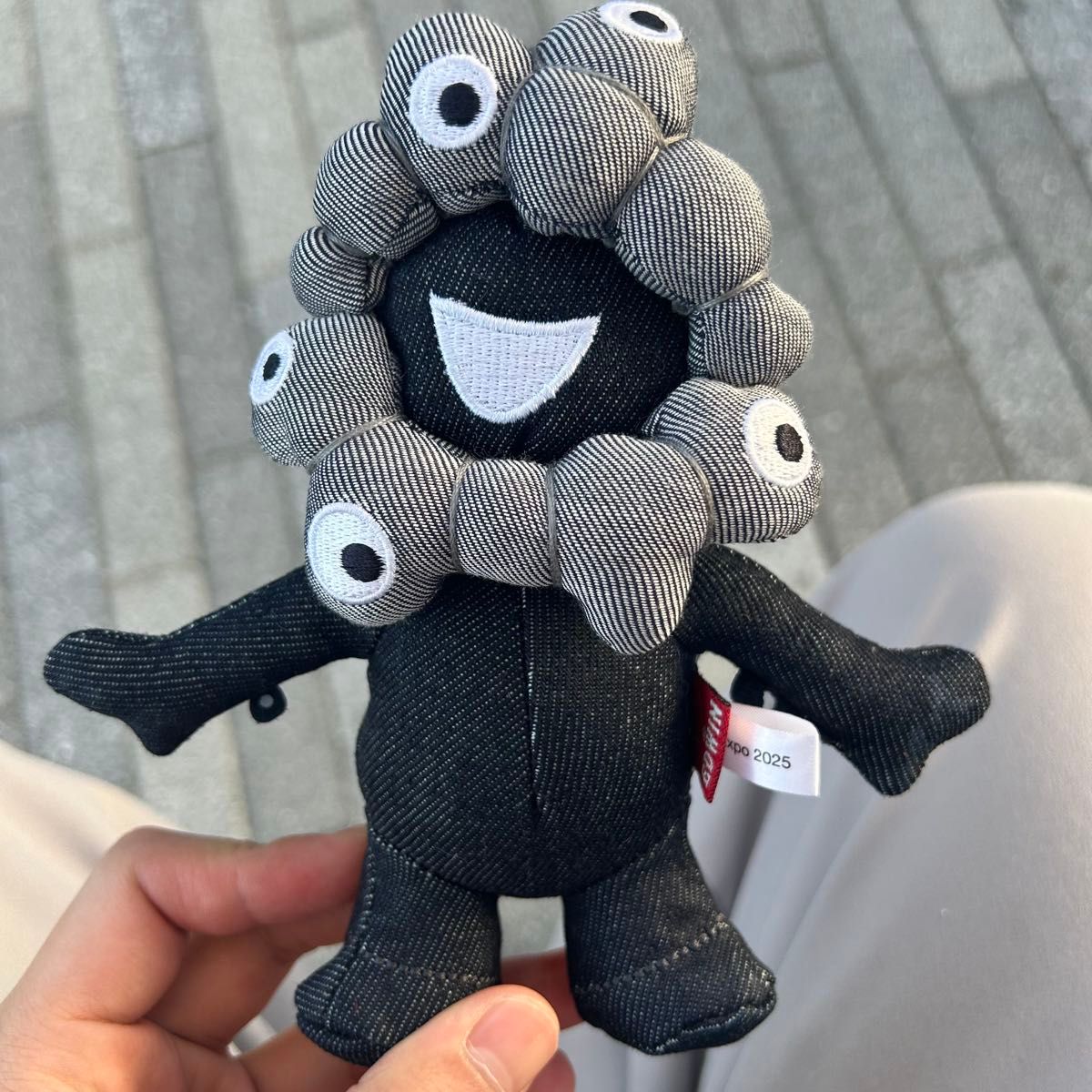 EXPO 黒ミャクミャク エドウィン EDWIN カラビナ マスコット フェイス