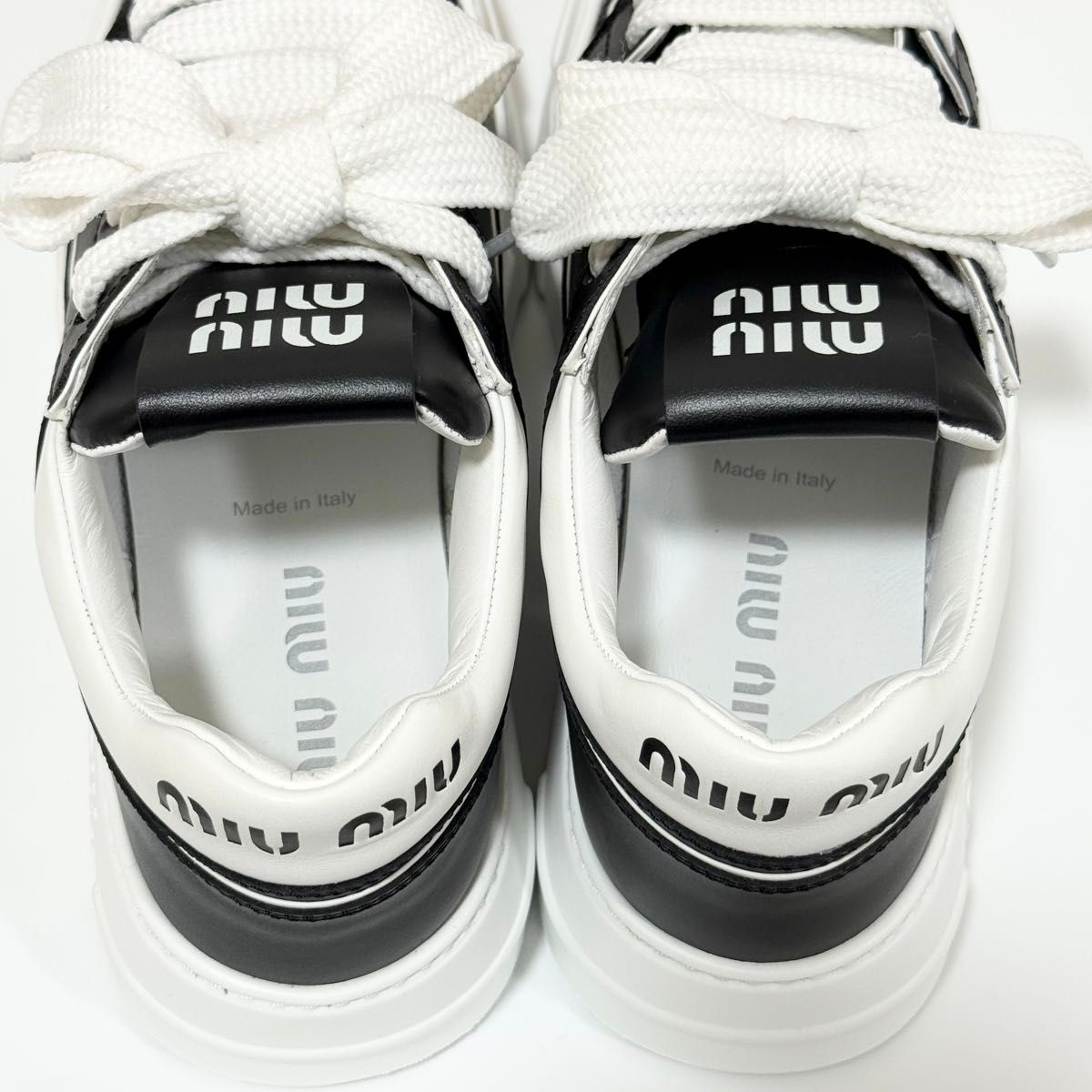 MIU MIU ミュウミュウ 厚底スニーカー 38 黒×白 ロゴ 靴箱タグ付