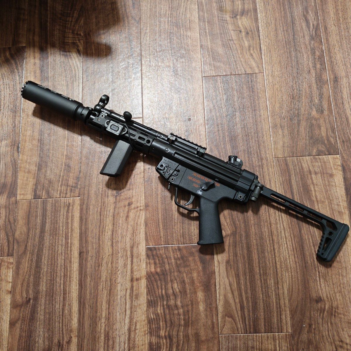 東京マルイ STD MP5 メタルペイント、フルメンテ済み ライトカスタム