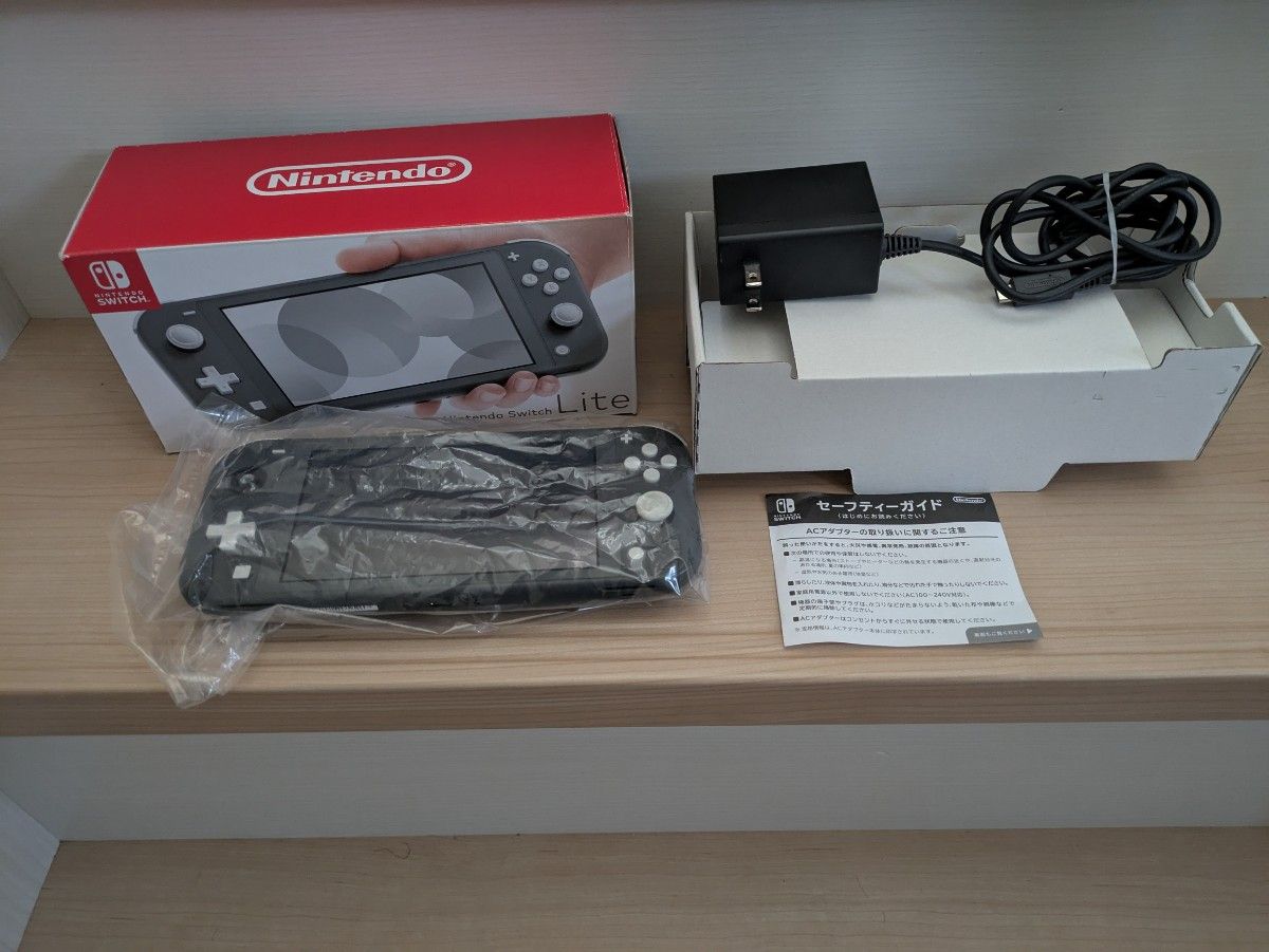 Nintendo Switch Liteグレー ジャンク品 Switch Lite⁄スイッチライト