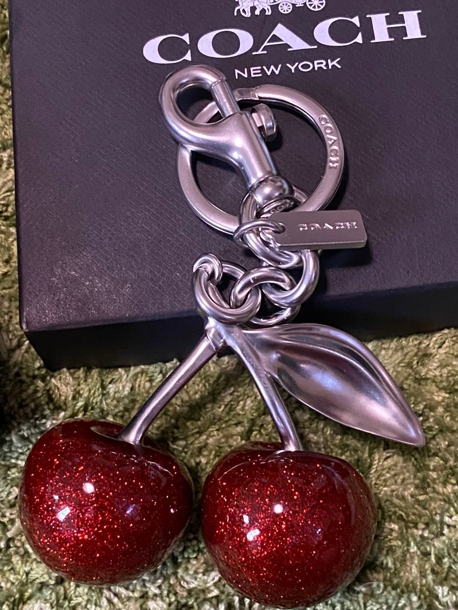 コーチ COACH チェリー バッグチャーム キーリング キーホルダー