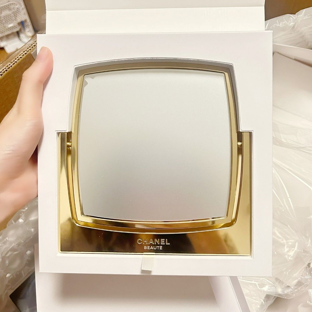 2025 最新ノベルティ CHANEL スキンケア 正規ノベルティ 卓上 ゴールド