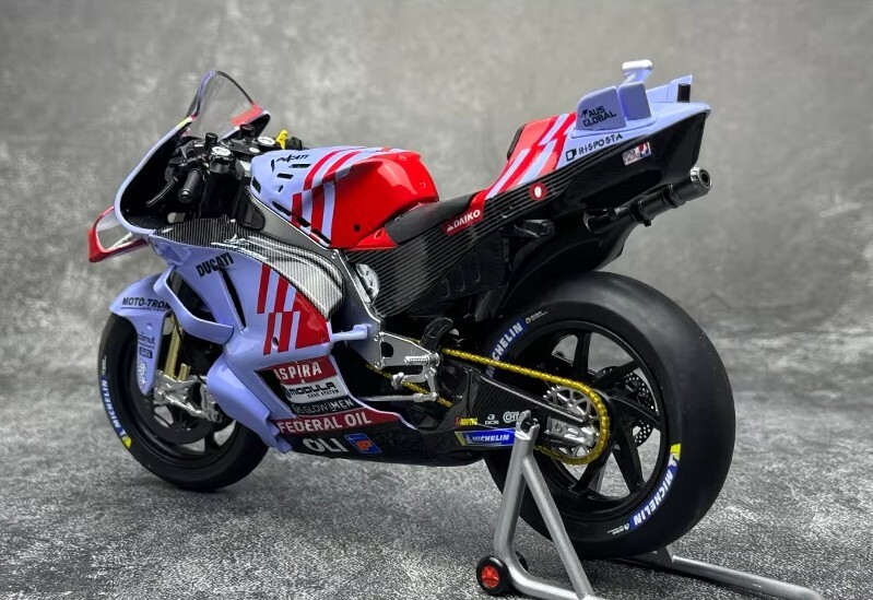 Yahoo!オークション - 1/12 KILO works Ducati GP23 #93 マルク マルケ