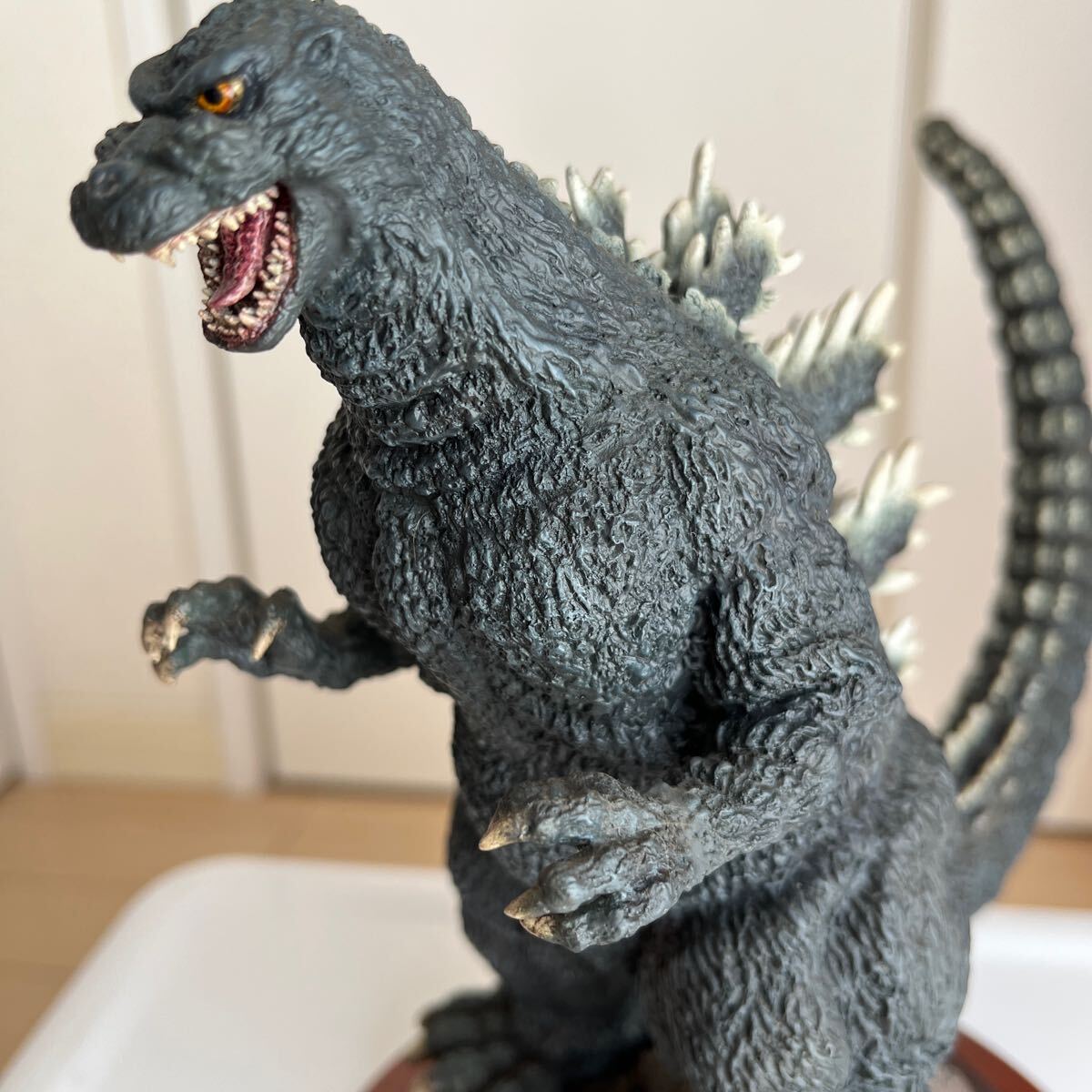 海洋堂 ゴジラの決定版！！酒井ゆうじ作 ゴジラフィギュア 約23cm 海洋