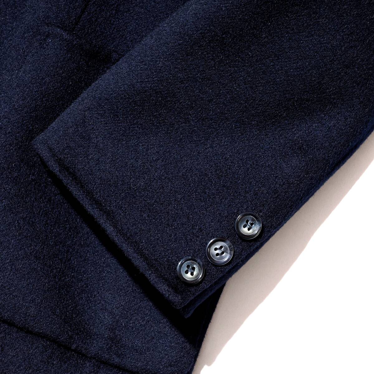 怪物級のカシミヤ100％ イタリア製「Loro Piana/ロロピアーナ」極上の