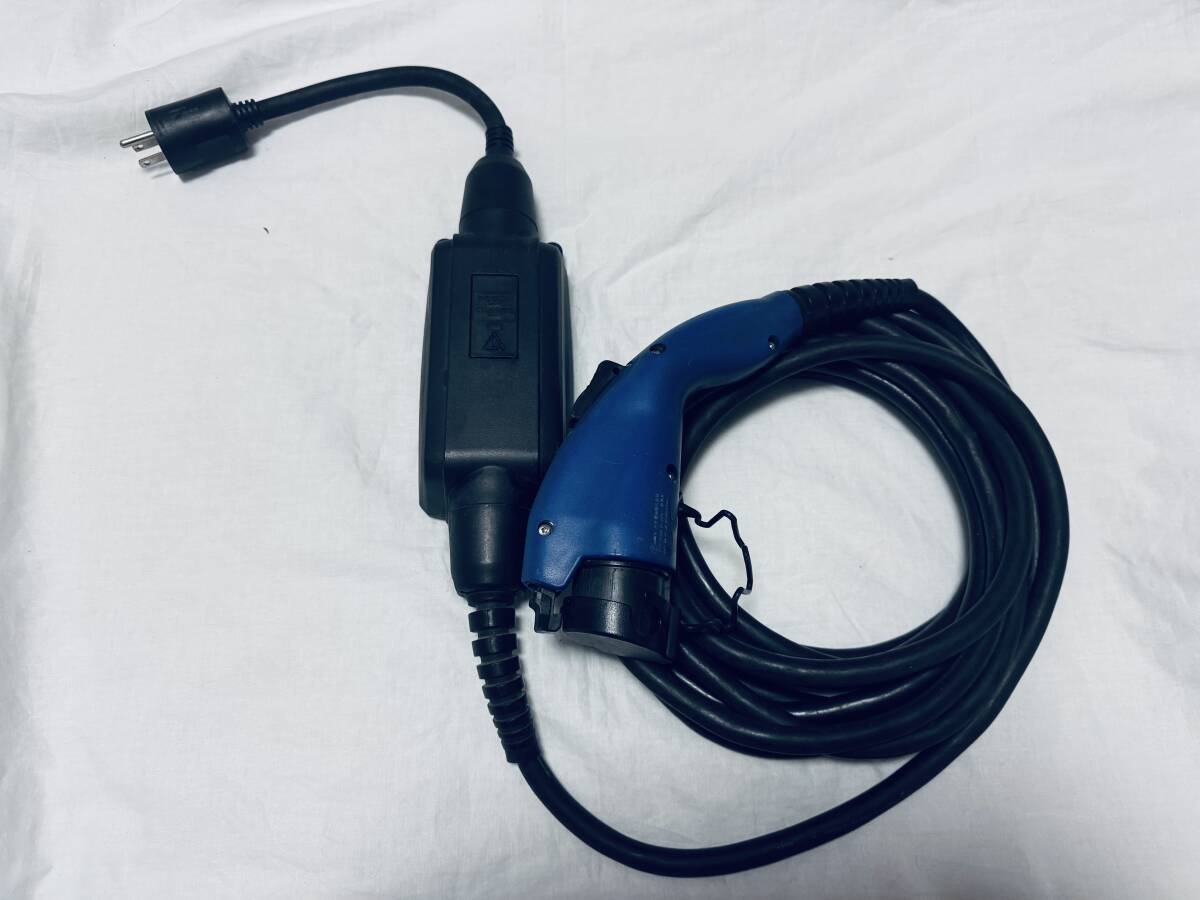 トヨタプリウスPHVZVW52純正充電ケーブル7m G9060-47080 トヨタ