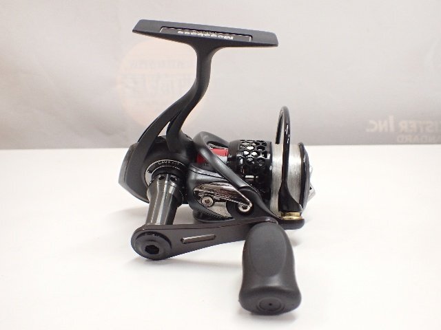 Megabass GAUS 20X スピニングリール