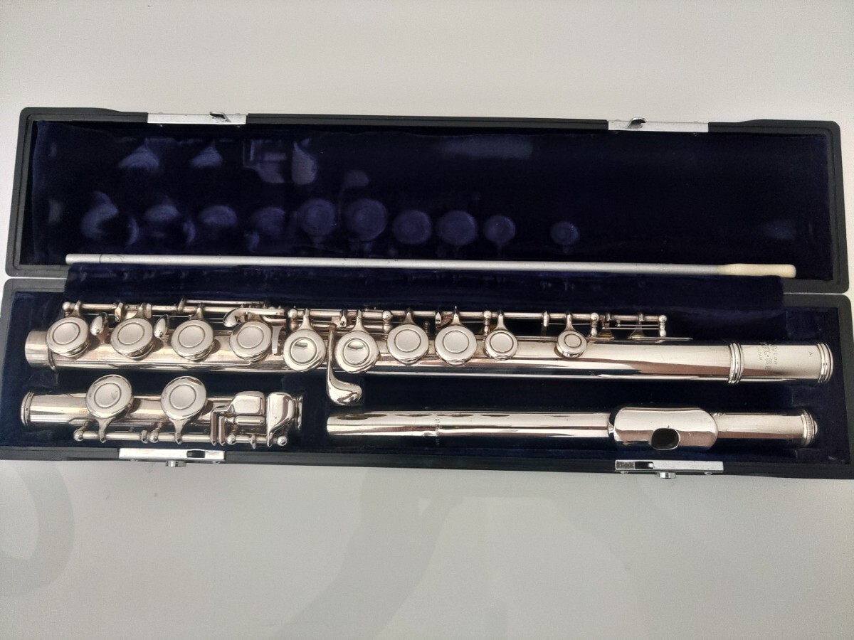 ヤマハ YAMAHA フルート YFL-31 N1957 ヤマハ YAMAHA フルート YFL-31