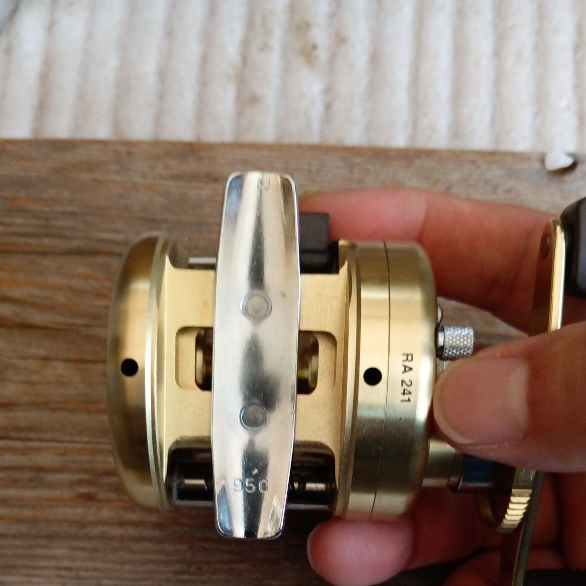 希少 SHIMANO カルカッタ チヌ CALCUTTA CHINU 1000｜Yahoo!フリマ（旧