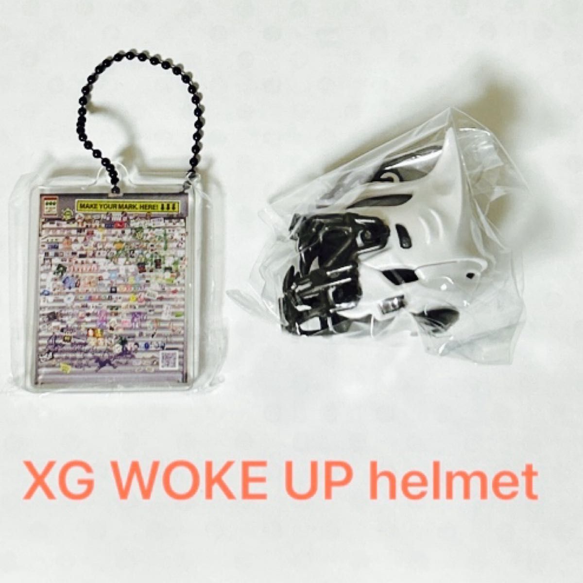 XG XG カプセルトイ キーホルダー ヘルメット woke up カプセルトイ
