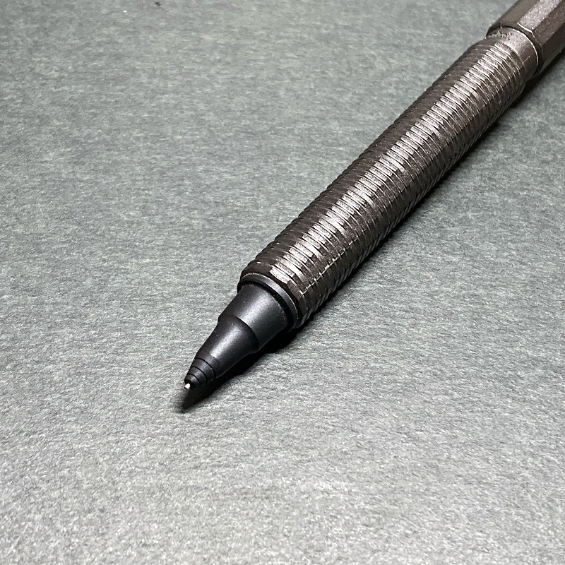 送料無料 美品 ぺんてる オレンズネロ ガンメタル 0 2mm シャープ