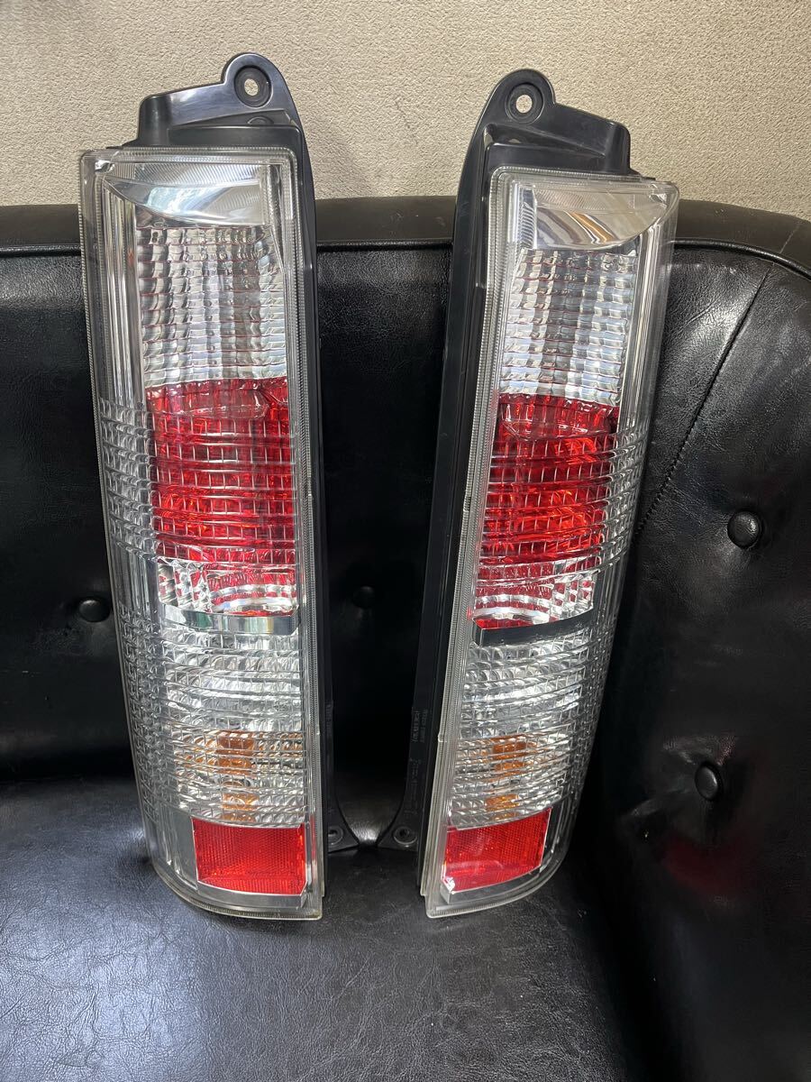 エブリィ ワゴン DA64W 純正 テールランプ 左右 TOKAIDENSO 35603-68H3