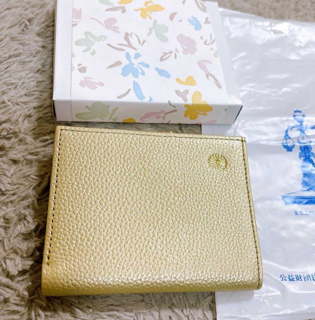 皇居限定 本革 財布 シャンパンゴールド がま口財布 ゴールド