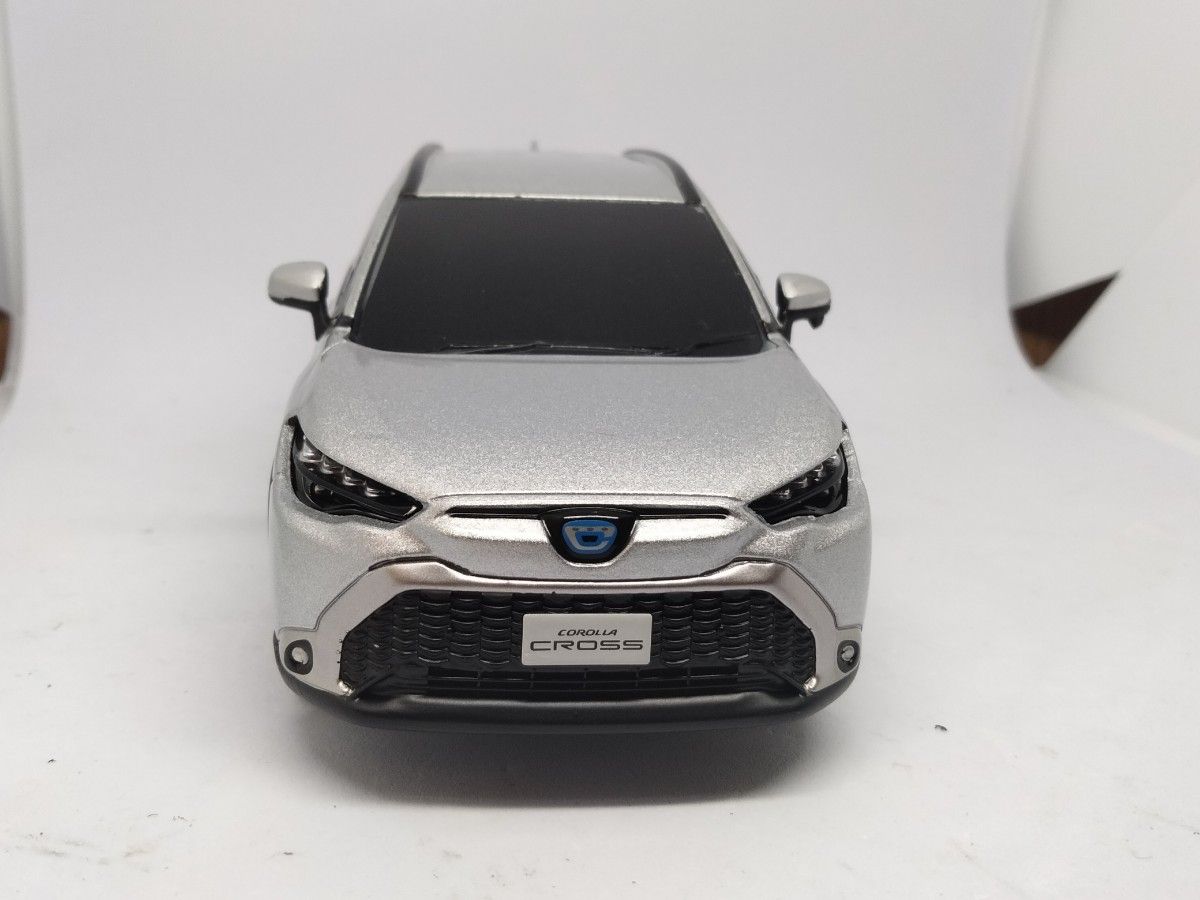 2台セット】 トヨタ カローラクロス ミニカー カラーサンプル 1/30