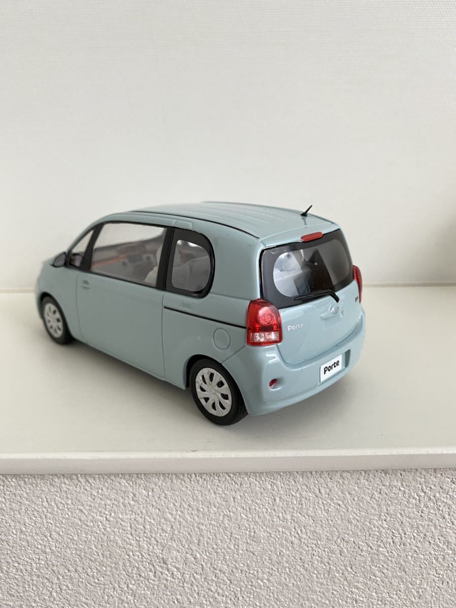 トヨタ ポルテ 初期型 カラーサンプル ミニカー ブルー 1⁄30 ☆送料