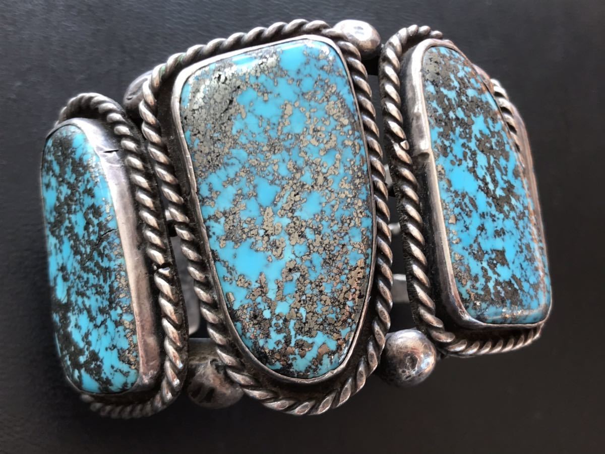 NAVAJO 【OLD PAWN】1960~70's GEM MORENCI Turquoise モレンシ