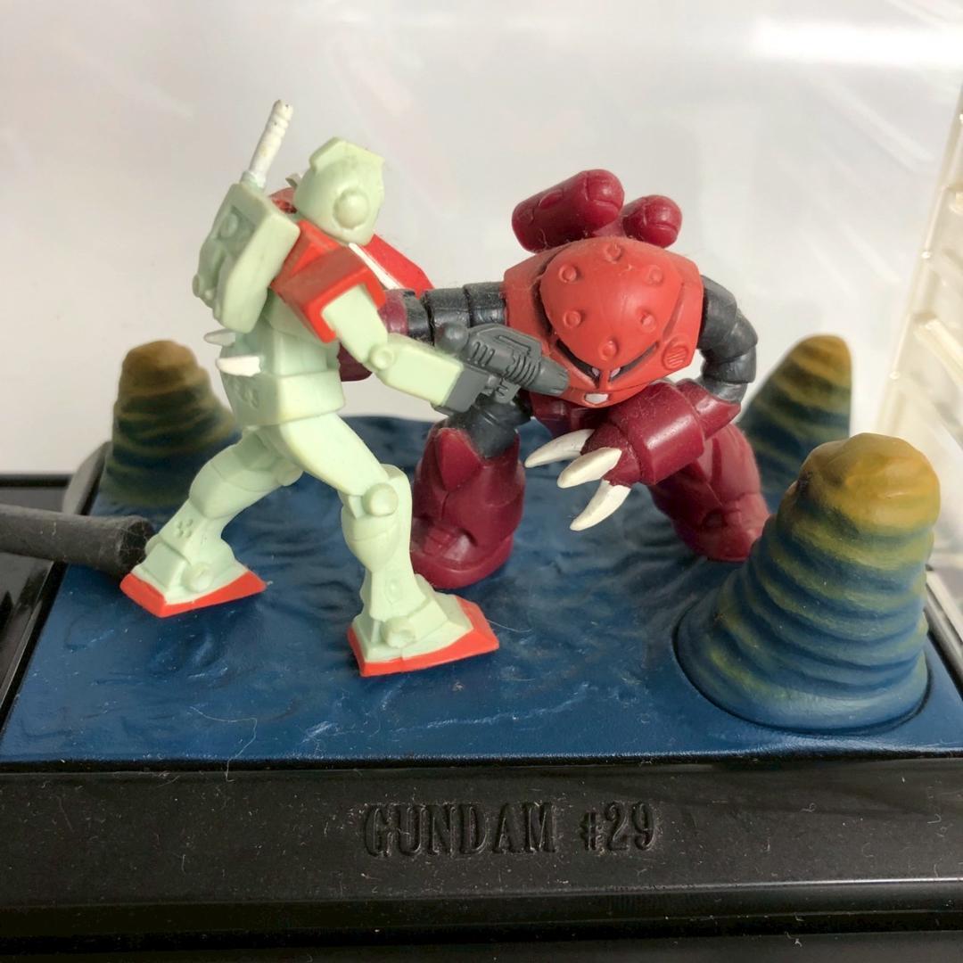 コレクションケース付き ゴジラ＆ガンダム系 フィギュアまとめ売り