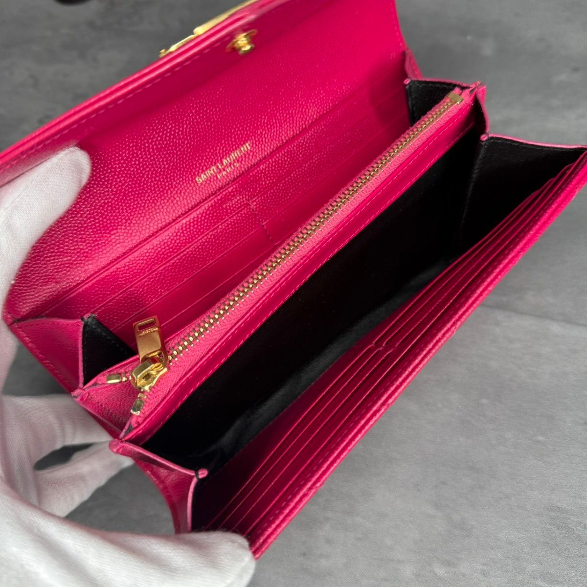 良品 SAINT LAURENT サンローラン フラップ 長財布 Vステッチ キャビア