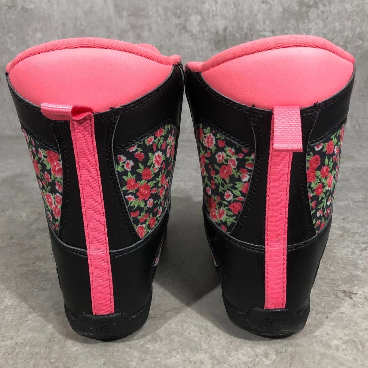 美品 BOA K2 LIL KAT 18 5cm スノーボード ブーツ ブラック ピンク 花
