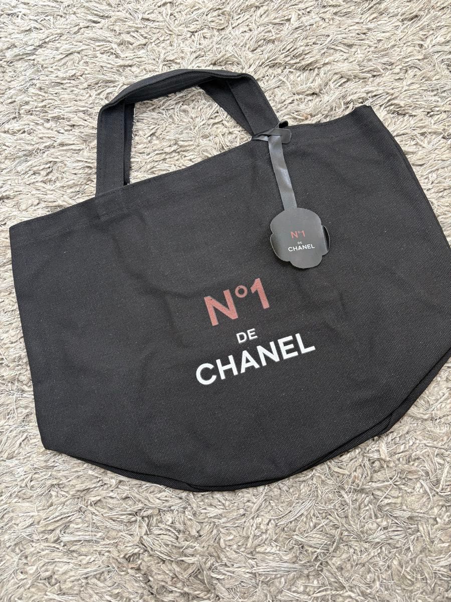 CHANEL N°1 DE CHANEL カメリア トートバッグ ノベルティ シャネル