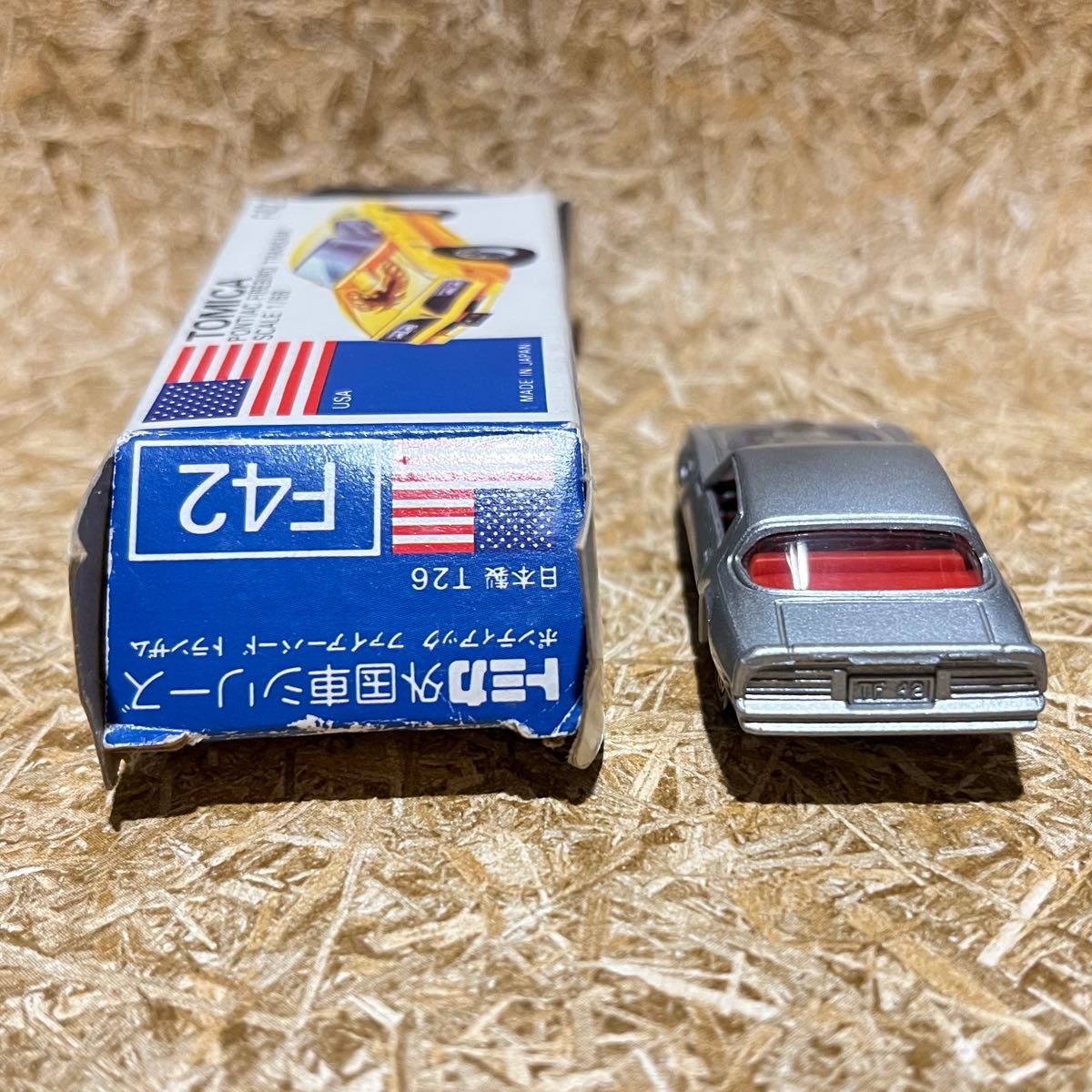トミカ 日本製 青箱 F42 ポンティアック ファイアバード トランザム