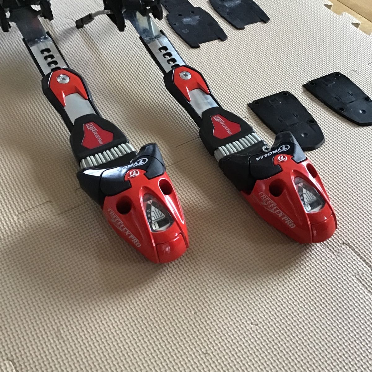 チロリア TYROLIA freeflex pro 17 ビィンディングのみ｜Yahoo!フリマ