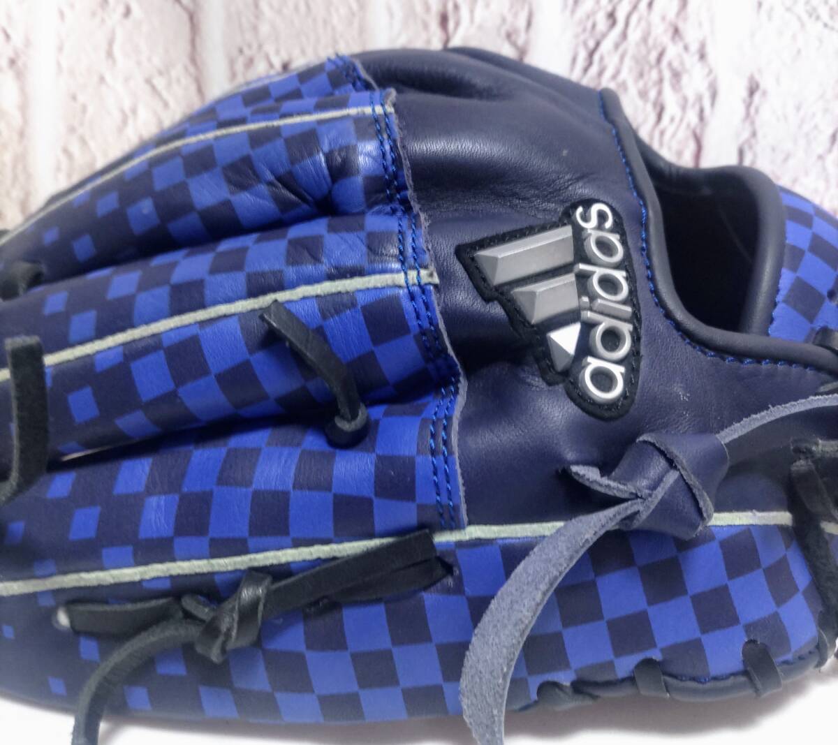 送料無料 adidas 軟式グローブ アディダス 軟式グラブ 限定品
