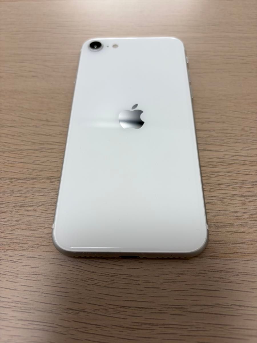iPhone SE 第2世代 64GB SIMロックなし ホワイト｜Yahoo!フリマ（旧