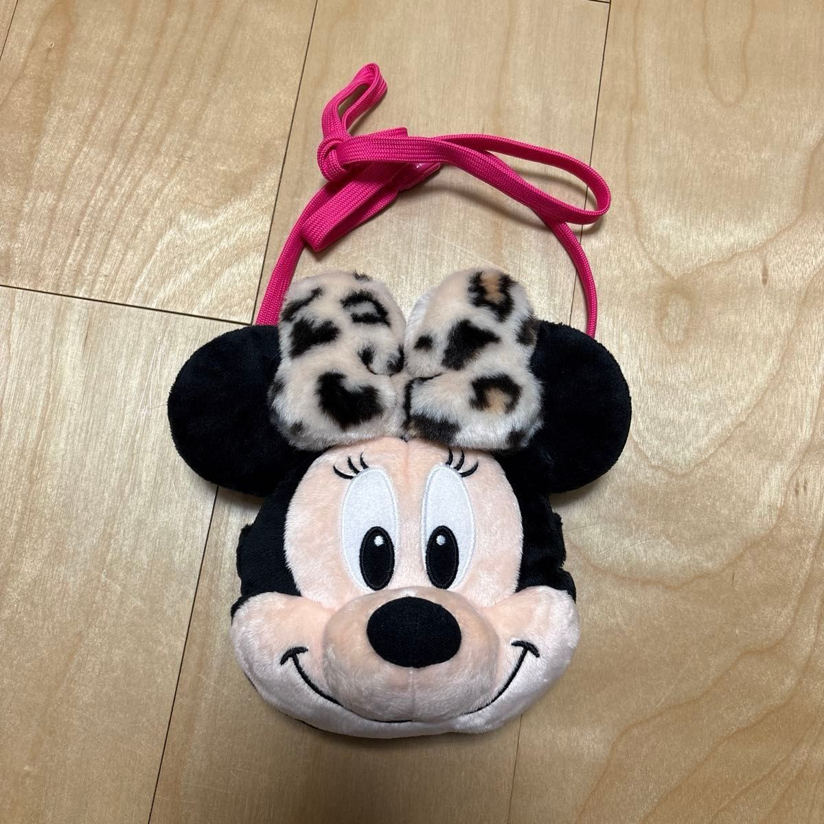 ディズニー ミニー ショルダーバッグ ヒョウ柄 レオパード｜Yahoo