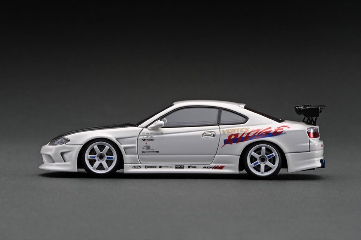 イグニッションモデル IG2134 1/43 VERTEX Nissan Silvia S15 エンジン