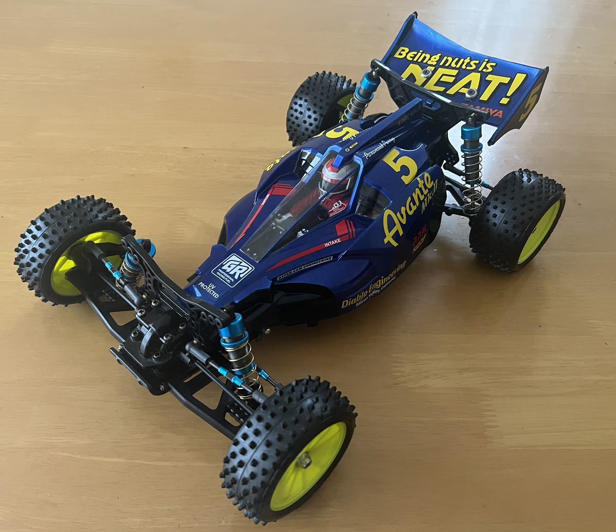 Yahoo!オークション - タミヤ DF-03 アバンテMK.2 アバンテ2011仕様 中