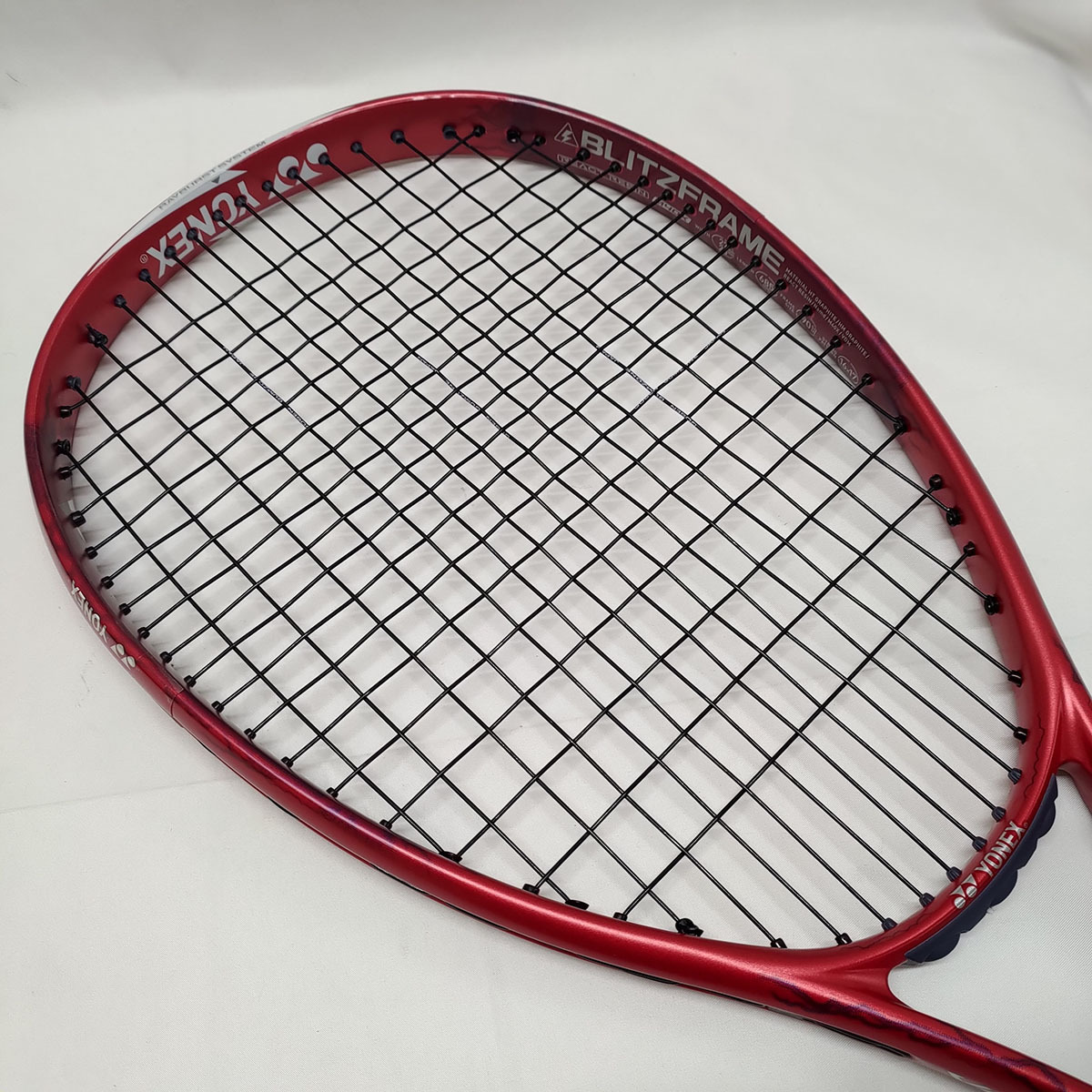 YONEX ボルトレイジ クレナイ 7V UL1