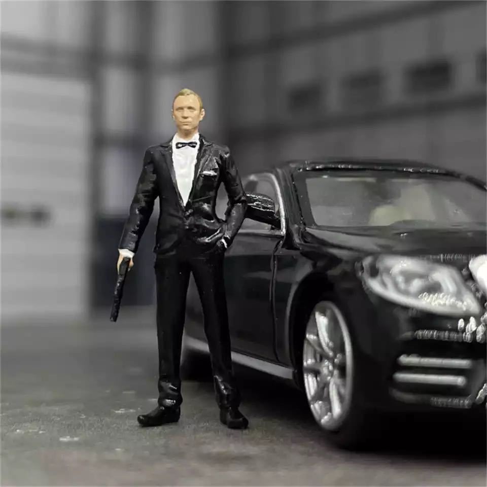 Yahoo!オークション - 送料無料 007 ジェームズボンド 1/64 フィギュア