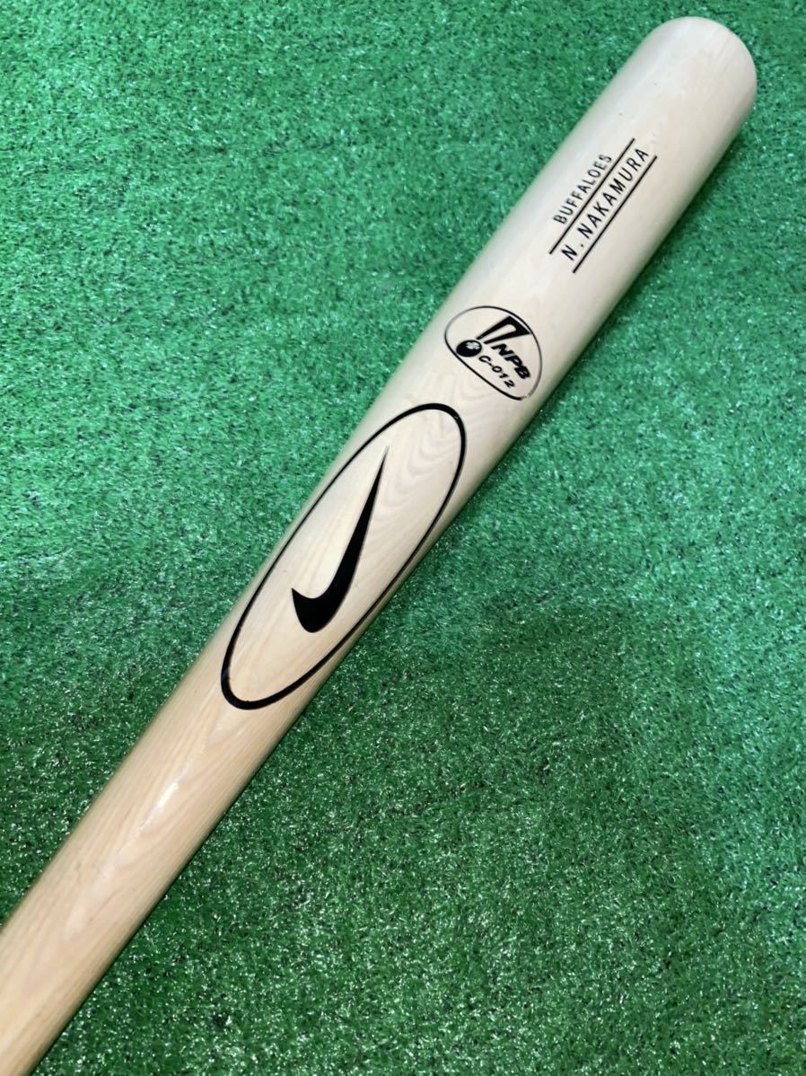近鉄バファローズ 3 中村紀洋 '99 実使用 直筆サイン入りバット(実使用