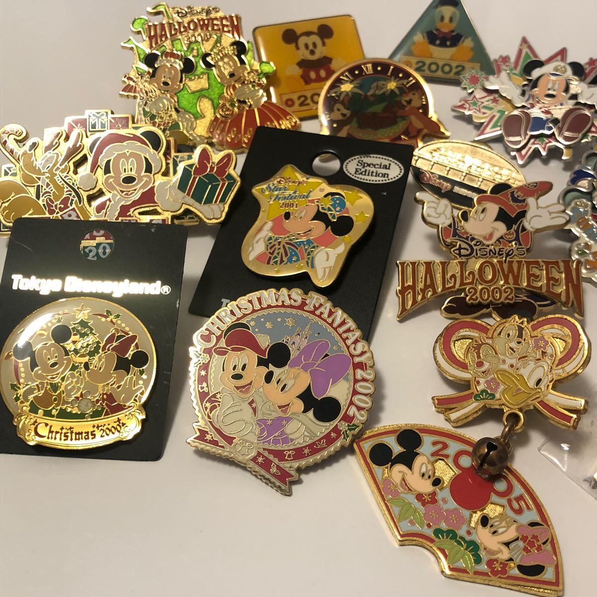 ディズニー Disney ピンバッジ 200個以上 まとめ売り ディズニー