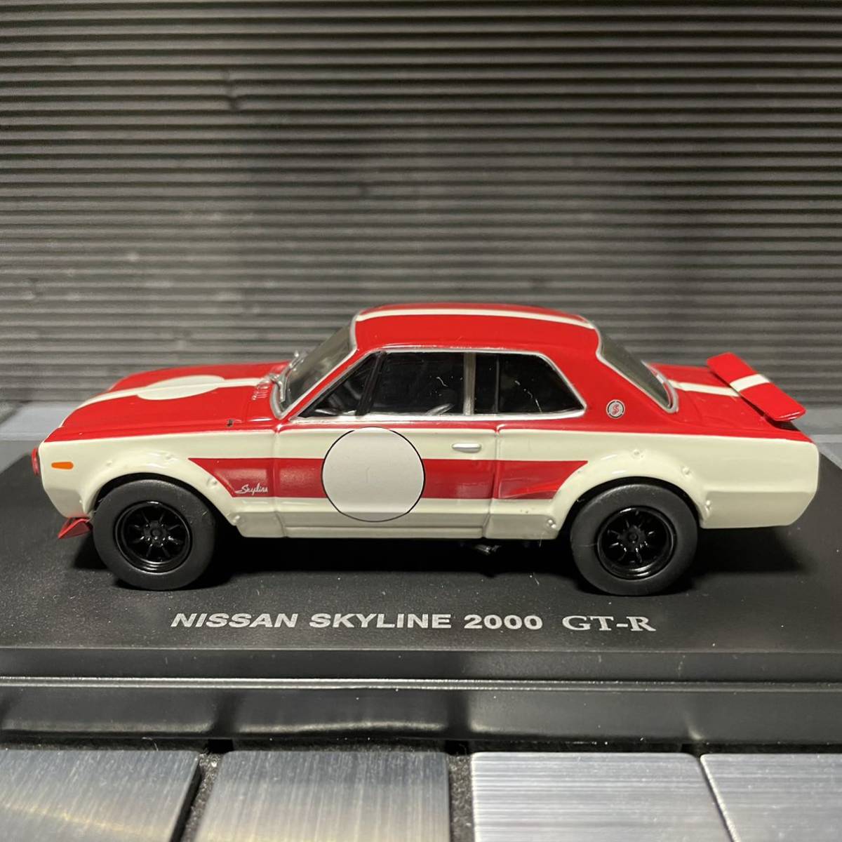 未展示品 京商1/43 日産スカイライン2000GTR(KPGC10)カタログモデル 未