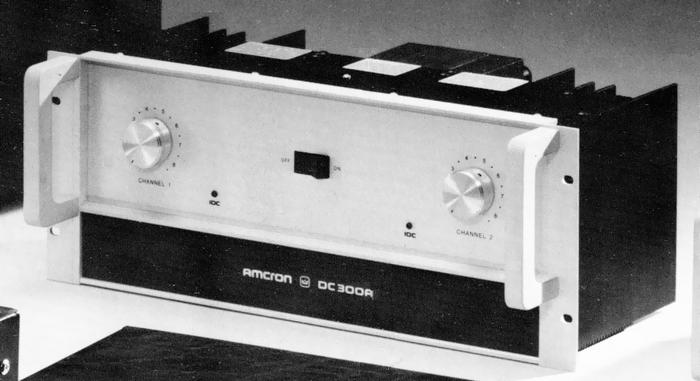 AMCRON/CROWN DC-300A IOCの仕様 アムクロン/クラウン