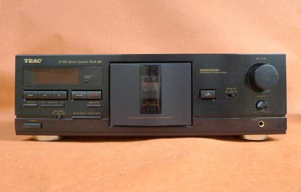 TEAC R-550 ステレオカセットデッキ TEAC R-550 ステレオカセット