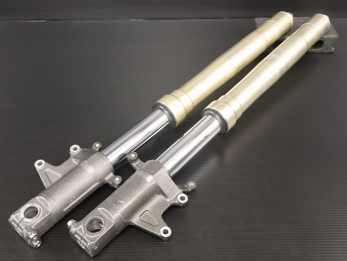 RVF400 フロントフォーク NSR250やCBR250RR流用等。NC35