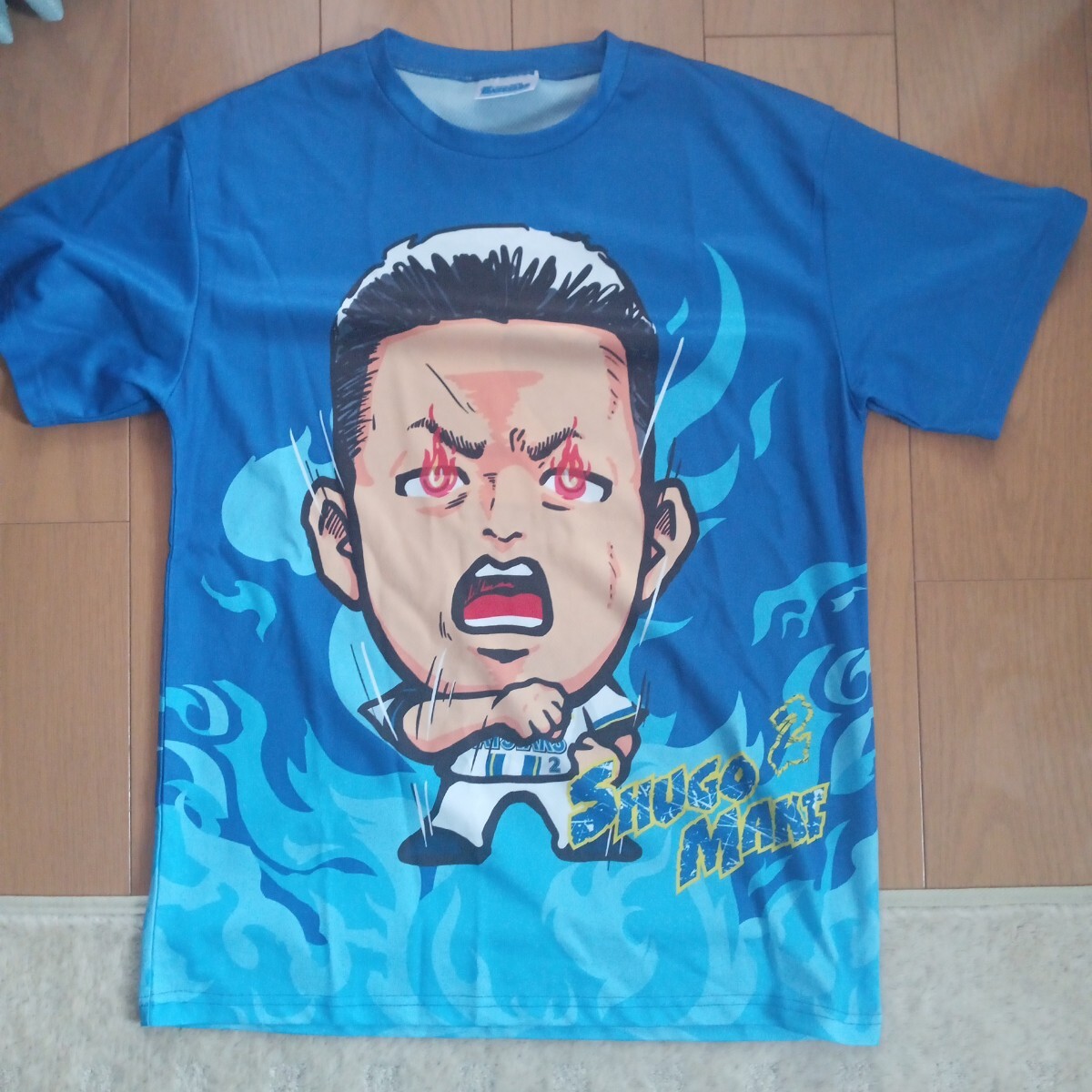 横浜DeNAベイスターズ 牧秀悟 2025 選手顔写真総柄Tシャツ ファン